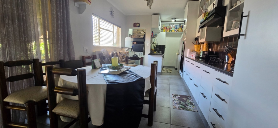 4 Bedroom Property for Sale in Randlespark North West